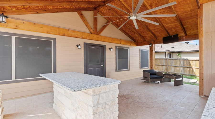 5618 Lone Star Loop, LAREDO, Texas 78046, 3 Bedrooms Bedrooms, 6 Rooms Rooms,2 BathroomsBathrooms,Residential,For Rent,5618 Lone Star Loop,20261991