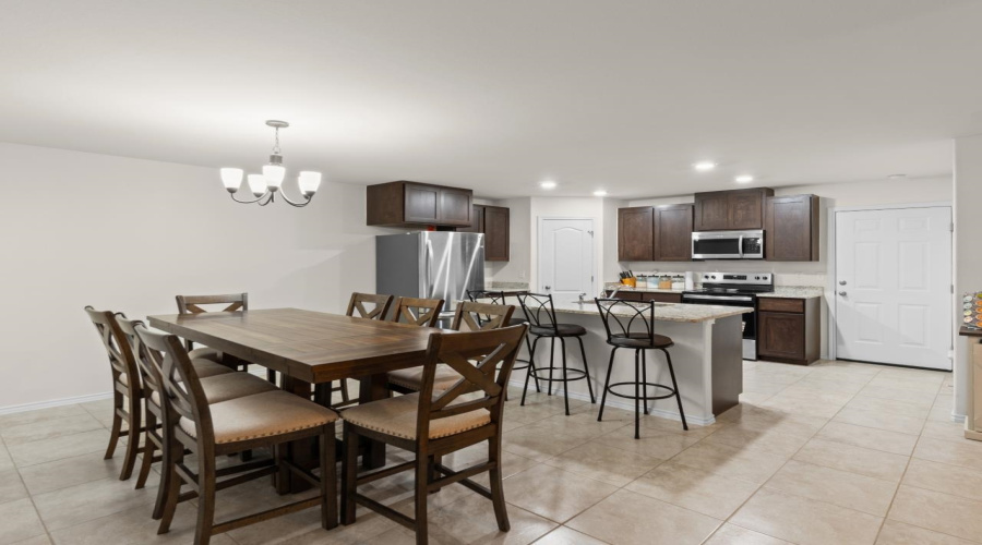 5618 Lone Star Loop, LAREDO, Texas 78046, 3 Bedrooms Bedrooms, 6 Rooms Rooms,2 BathroomsBathrooms,Residential,For Rent,5618 Lone Star Loop,20261991