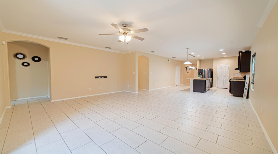 5519 Shorthorn Dr., Laredo, Texas 78046, 3 Bedrooms Bedrooms, 5 Rooms Rooms,2 BathroomsBathrooms,Residential,For Sale,5519 Shorthorn Dr.,20261994