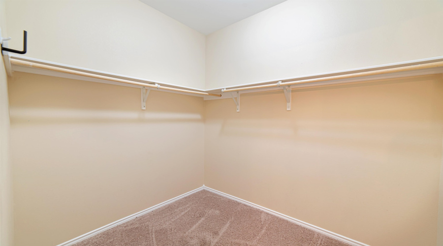5519 Shorthorn Dr., Laredo, Texas 78046, 3 Bedrooms Bedrooms, 5 Rooms Rooms,2 BathroomsBathrooms,Residential,For Sale,5519 Shorthorn Dr.,20261994