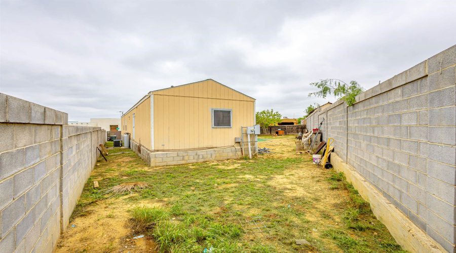5019 Los Cedros Ln., Laredo, Texas 78046, 3 Bedrooms Bedrooms, 5 Rooms Rooms,2 BathroomsBathrooms,Residential,For Sale,5019 Los Cedros Ln.,20261999