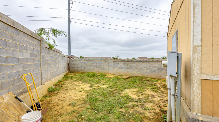5019 Los Cedros Ln., Laredo, Texas 78046, 3 Bedrooms Bedrooms, 5 Rooms Rooms,2 BathroomsBathrooms,Residential,For Sale,5019 Los Cedros Ln.,20261999