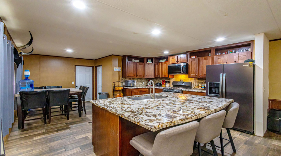 5019 Los Cedros Ln., Laredo, Texas 78046, 3 Bedrooms Bedrooms, 5 Rooms Rooms,2 BathroomsBathrooms,Residential,For Sale,5019 Los Cedros Ln.,20261999