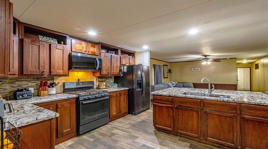 5019 Los Cedros Ln., Laredo, Texas 78046, 3 Bedrooms Bedrooms, 5 Rooms Rooms,2 BathroomsBathrooms,Residential,For Sale,5019 Los Cedros Ln.,20261999