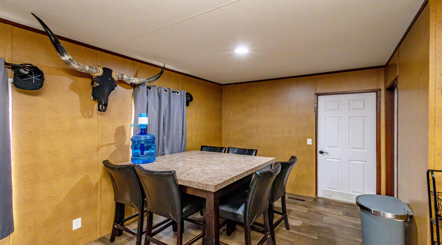 5019 Los Cedros Ln., Laredo, Texas 78046, 3 Bedrooms Bedrooms, 5 Rooms Rooms,2 BathroomsBathrooms,Residential,For Sale,5019 Los Cedros Ln.,20261999