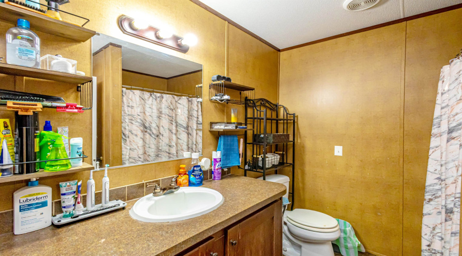 5019 Los Cedros Ln., Laredo, Texas 78046, 3 Bedrooms Bedrooms, 5 Rooms Rooms,2 BathroomsBathrooms,Residential,For Sale,5019 Los Cedros Ln.,20261999