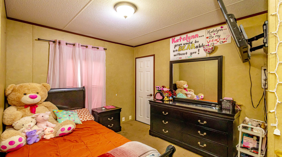 5019 Los Cedros Ln., Laredo, Texas 78046, 3 Bedrooms Bedrooms, 5 Rooms Rooms,2 BathroomsBathrooms,Residential,For Sale,5019 Los Cedros Ln.,20261999