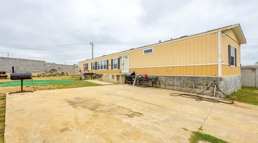 5019 Los Cedros Ln., Laredo, Texas 78046, 3 Bedrooms Bedrooms, 5 Rooms Rooms,2 BathroomsBathrooms,Residential,For Sale,5019 Los Cedros Ln.,20261999