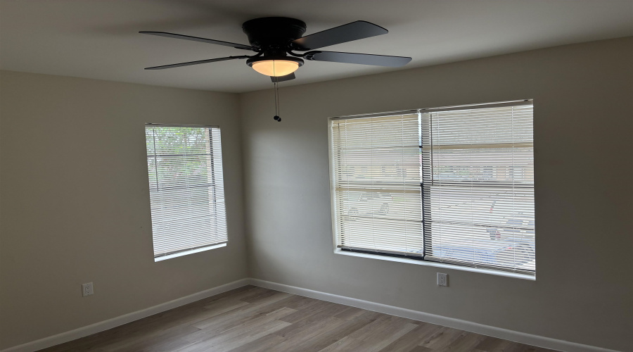 705 E Bustamante St, LAREDO, Texas 78041, 2 Bedrooms Bedrooms, 4 Rooms Rooms,1 BathroomBathrooms,Residential,For Rent,705 E Bustamante St,20262001