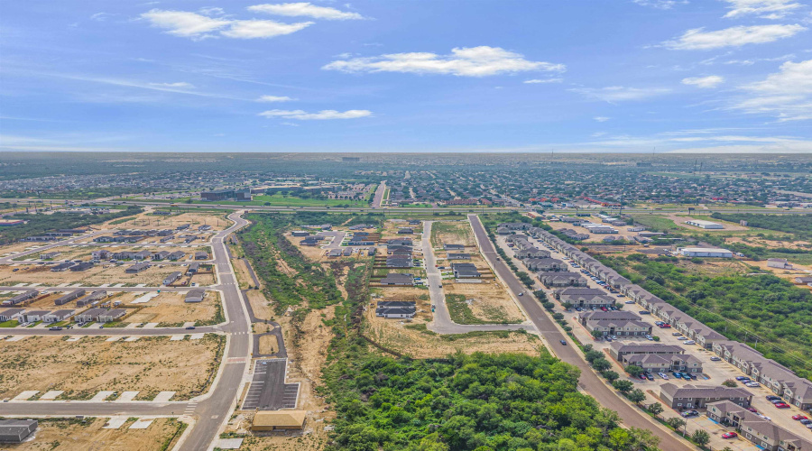 225 Lusitano Dr., Laredo, Texas 78046, 4 Bedrooms Bedrooms, 6 Rooms Rooms,2 BathroomsBathrooms,Residential,For Sale,225 Lusitano Dr.,20262002