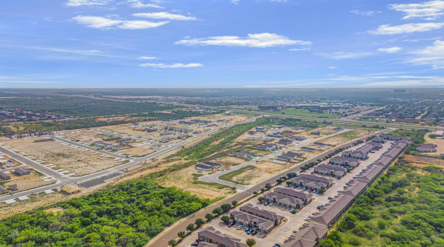 225 Lusitano Dr., Laredo, Texas 78046, 4 Bedrooms Bedrooms, 6 Rooms Rooms,2 BathroomsBathrooms,Residential,For Sale,225 Lusitano Dr.,20262002
