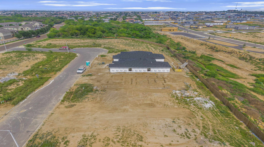 225 Lusitano Dr., Laredo, Texas 78046, 4 Bedrooms Bedrooms, 6 Rooms Rooms,2 BathroomsBathrooms,Residential,For Sale,225 Lusitano Dr.,20262002