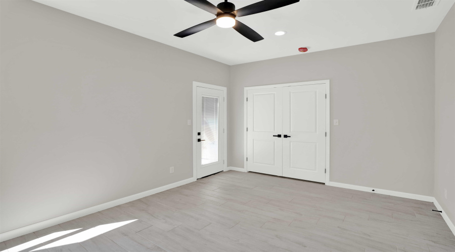 1010 Monaco Blvd, Laredo, Texas 78045, 1 Bedroom Bedrooms, 1 Room Rooms,1 BathroomBathrooms,Residential,For Rent,1010 Monaco Blvd,20262003