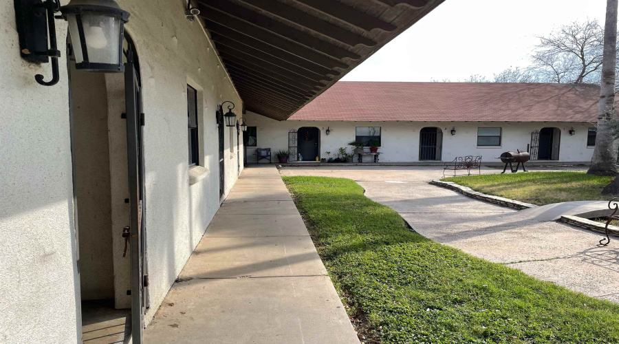 2202 OKane St, LAREDO, Texas 78043, 1 Bedroom Bedrooms, 4 Rooms Rooms,1 BathroomBathrooms,Residential,For Rent,2202 OKane St,20262006