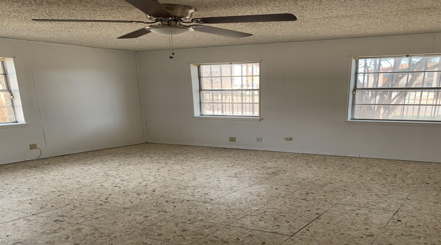 1718 Willow St, Laredo, Texas 78045, 3 Bedrooms Bedrooms, 5 Rooms Rooms,2 BathroomsBathrooms,Residential,For Rent,1718 Willow St,20262014
