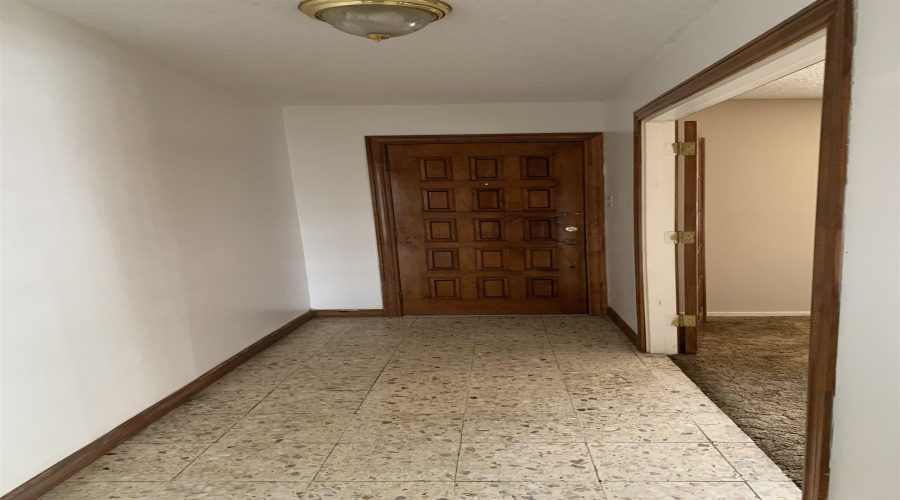 1718 Willow St, Laredo, Texas 78045, 3 Bedrooms Bedrooms, 5 Rooms Rooms,2 BathroomsBathrooms,Residential,For Rent,1718 Willow St,20262014