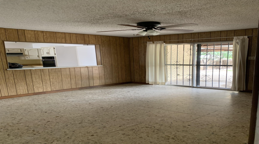 1718 Willow St, Laredo, Texas 78045, 3 Bedrooms Bedrooms, 5 Rooms Rooms,2 BathroomsBathrooms,Residential,For Rent,1718 Willow St,20262014