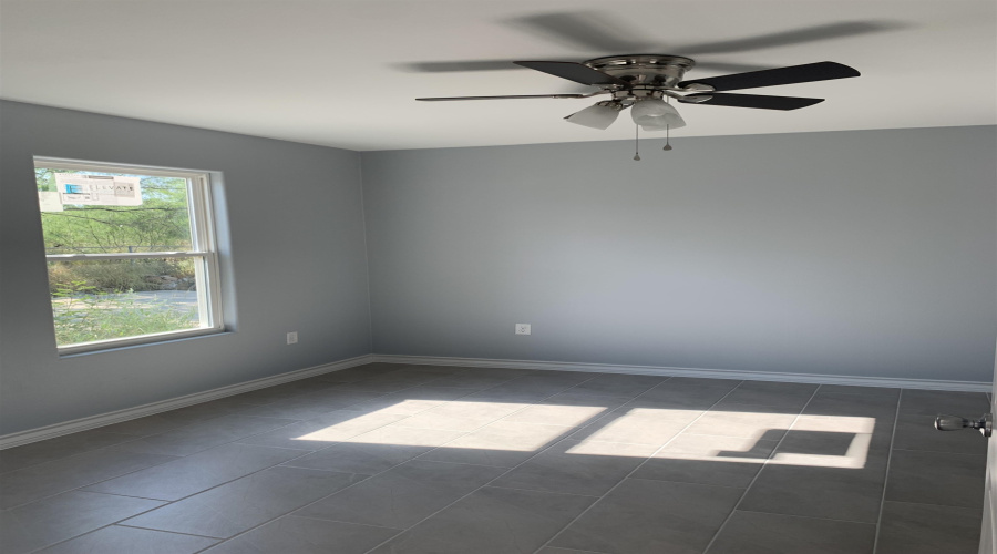 3413 Pine St, Laredo, Texas 78046, 2 Bedrooms Bedrooms, 3 Rooms Rooms,2 BathroomsBathrooms,Residential,For Rent,3413 Pine St,20262015