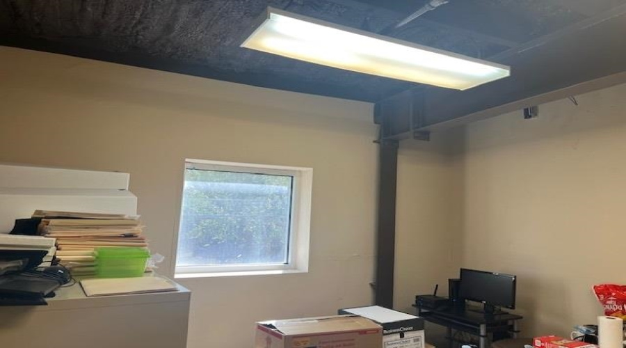 5517 McPherson Rd, LAREDO, Texas 78045-0000, 1 Room Rooms,1 BathroomBathrooms,Commercial retail/office,For Rent,5517 McPherson Rd,20262021