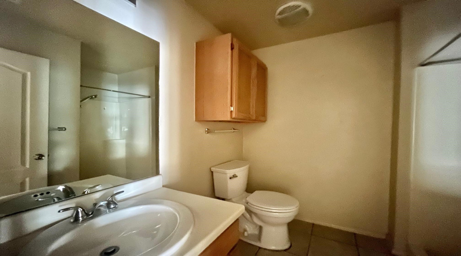 203 Martingale Ln, Laredo, Texas 78041, 2 Bedrooms Bedrooms, 4 Rooms Rooms,2 BathroomsBathrooms,Residential,For Rent,203 Martingale Ln,20262020