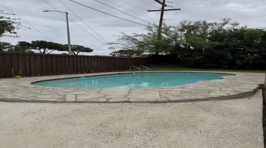 203 Martingale Ln, Laredo, Texas 78041, 2 Bedrooms Bedrooms, 4 Rooms Rooms,2 BathroomsBathrooms,Residential,For Rent,203 Martingale Ln,20262020