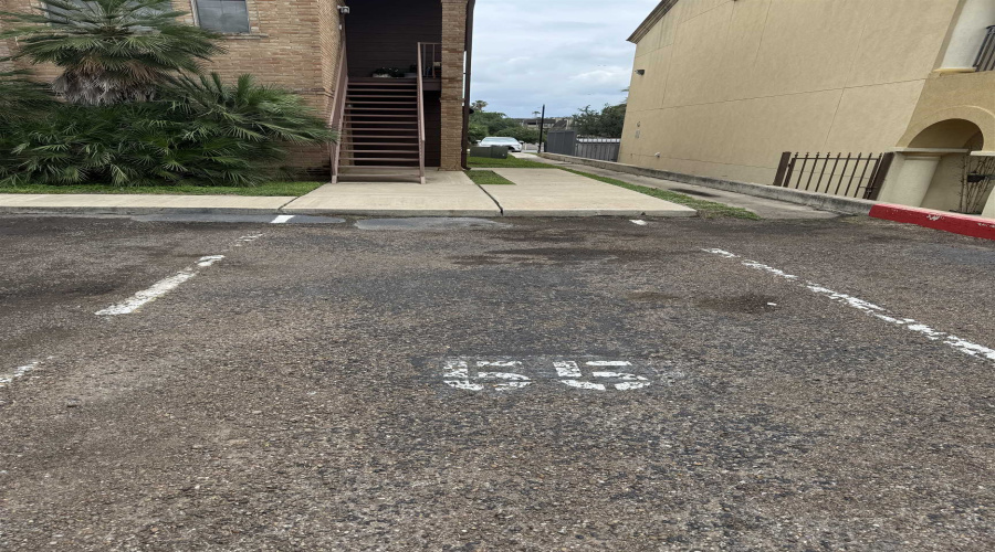 203 Martingale Ln, Laredo, Texas 78041, 2 Bedrooms Bedrooms, 4 Rooms Rooms,2 BathroomsBathrooms,Residential,For Rent,203 Martingale Ln,20262020