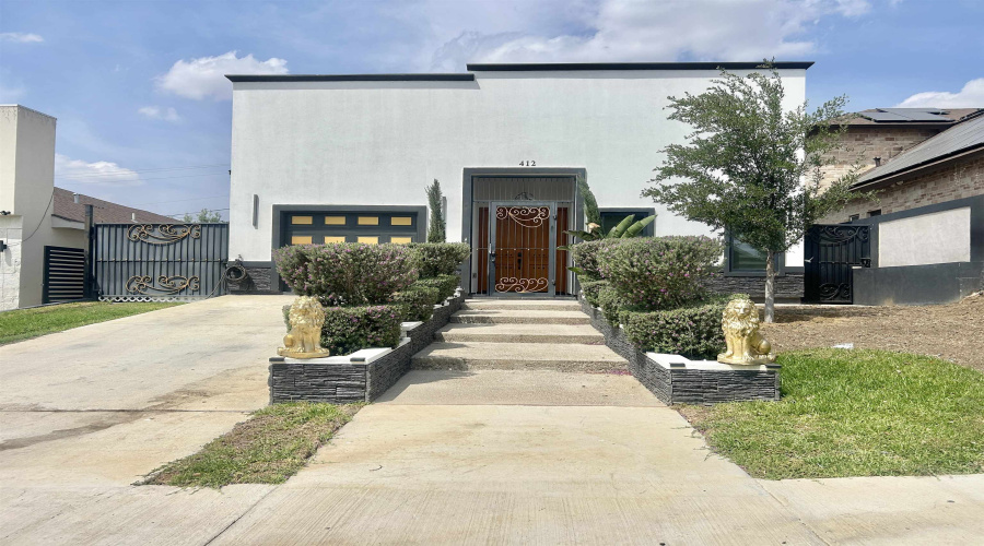 412 Soubirous Rd, Laredo, Texas 78045, 2 Bedrooms Bedrooms, 6 Rooms Rooms,2 BathroomsBathrooms,Residential,For Sale,412 Soubirous Rd,20262023
