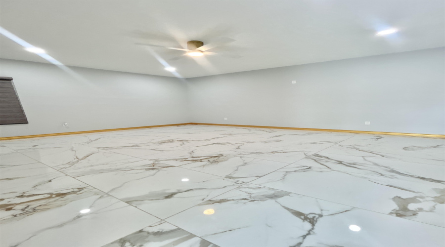 412 Soubirous Rd, Laredo, Texas 78045, 2 Bedrooms Bedrooms, 6 Rooms Rooms,2 BathroomsBathrooms,Residential,For Sale,412 Soubirous Rd,20262023