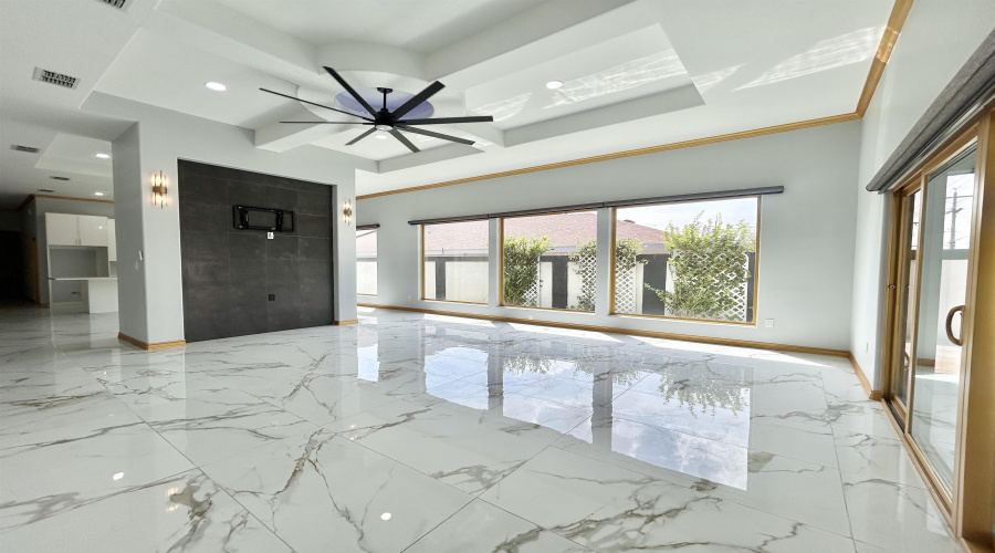 412 Soubirous Rd, Laredo, Texas 78045, 2 Bedrooms Bedrooms, 6 Rooms Rooms,2 BathroomsBathrooms,Residential,For Sale,412 Soubirous Rd,20262023
