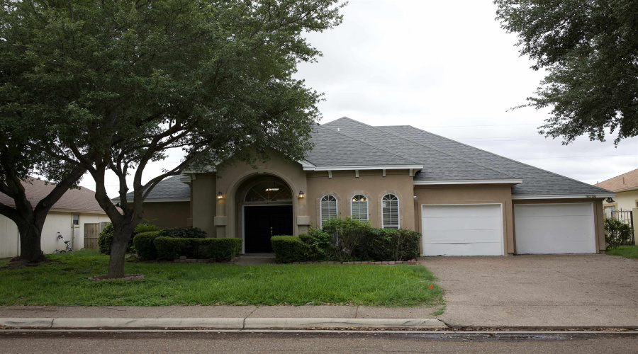 3022 Edgar Allan Poe Lp, Laredo, Texas 78045, 4 Bedrooms Bedrooms, 8 Rooms Rooms,3 BathroomsBathrooms,Residential,For Rent,3022 Edgar Allan Poe Lp,20262027