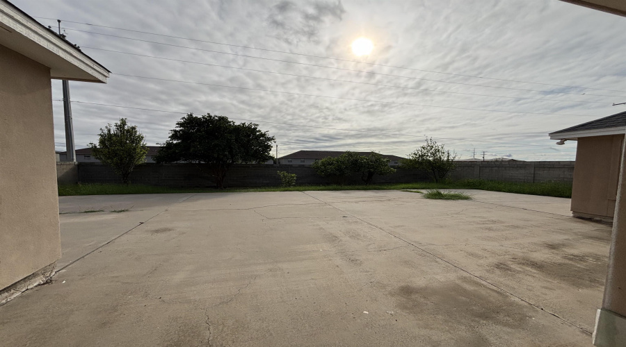 3022 Edgar Allan Poe Lp, Laredo, Texas 78045, 4 Bedrooms Bedrooms, 8 Rooms Rooms,3 BathroomsBathrooms,Residential,For Rent,3022 Edgar Allan Poe Lp,20262027
