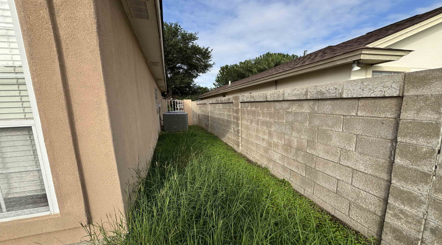 3022 Edgar Allan Poe Lp, Laredo, Texas 78045, 4 Bedrooms Bedrooms, 8 Rooms Rooms,3 BathroomsBathrooms,Residential,For Rent,3022 Edgar Allan Poe Lp,20262027