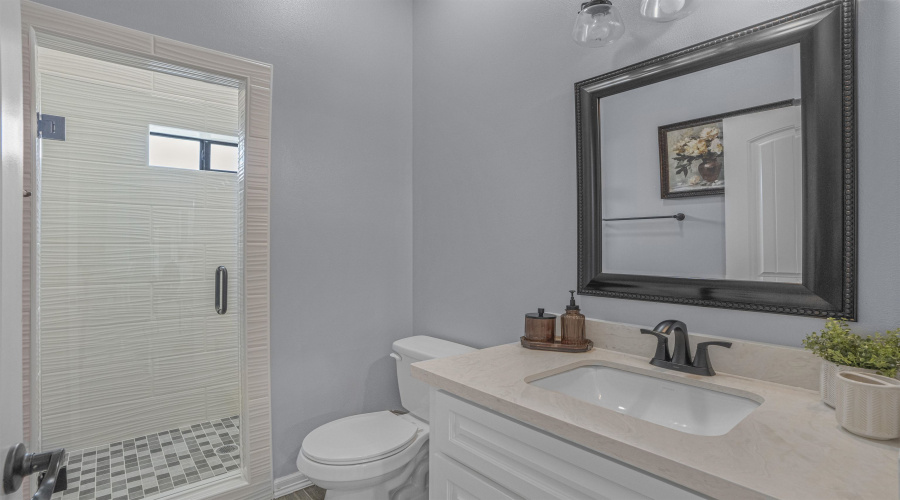 305 Cardinal St., ZAPATA, Texas 78076, 3 Bedrooms Bedrooms, 5 Rooms Rooms,3 BathroomsBathrooms,Residential,For Sale,305 Cardinal St.,20262028