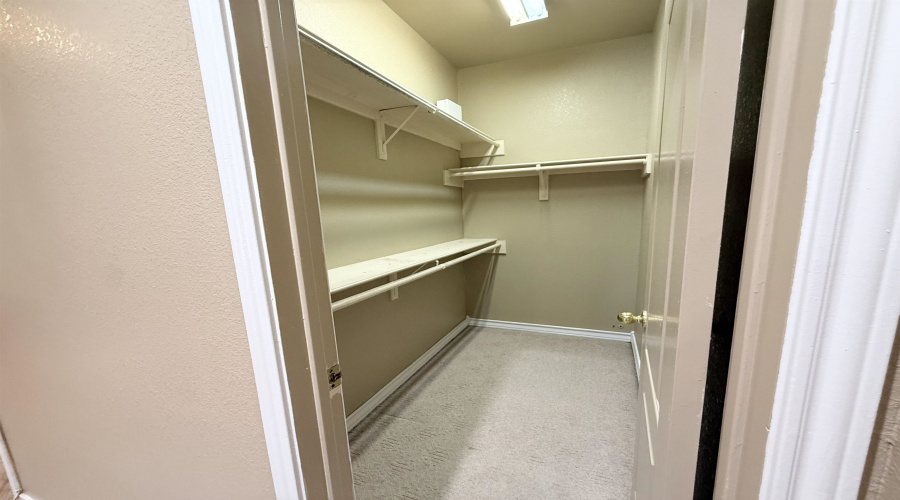 1401 Gustavus St, Laredo, Texas 78040, 2 Bedrooms Bedrooms, 4 Rooms Rooms,1 BathroomBathrooms,Residential,For Sale,1401 Gustavus St,20262029