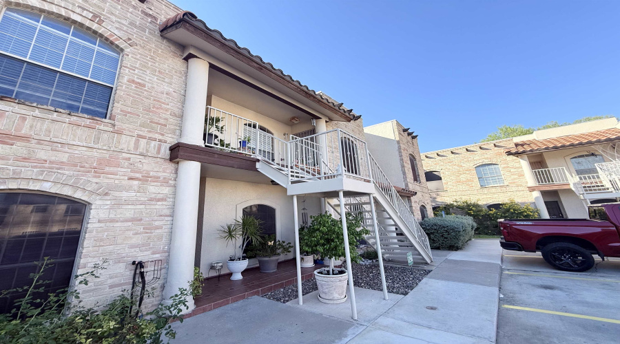 1401 Gustavus St, Laredo, Texas 78040, 2 Bedrooms Bedrooms, 4 Rooms Rooms,1 BathroomBathrooms,Residential,For Sale,1401 Gustavus St,20262029