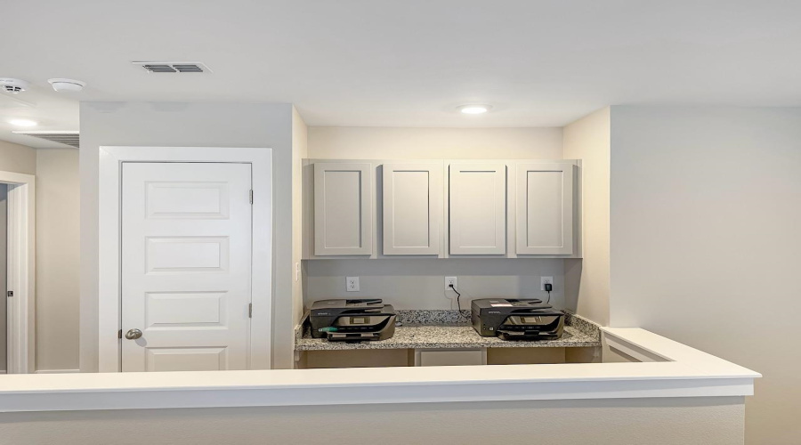 1603 Ocaso Dr., Laredo, Texas 78045, 4 Bedrooms Bedrooms, 7 Rooms Rooms,3 BathroomsBathrooms,Residential,For Rent,1603 Ocaso Dr.,20262030