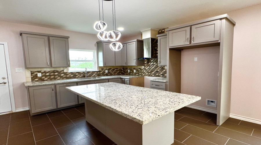 709 Palo De Rosa Loop, LAREDO, Texas 78043, 3 Bedrooms Bedrooms, 5 Rooms Rooms,2 BathroomsBathrooms,Residential,For Sale,709 Palo De Rosa Loop,20262031