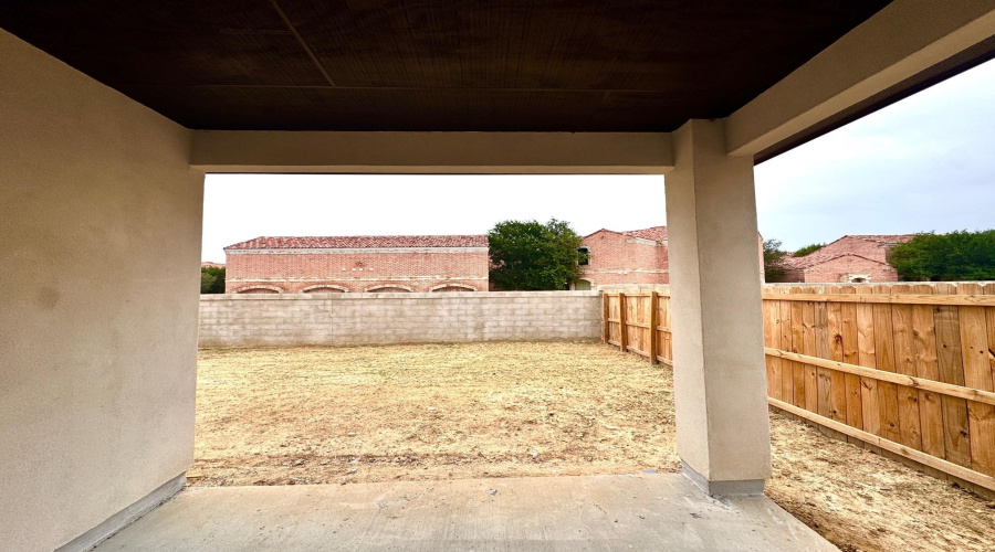 1019 Amezquita Dr., LAREDO, Texas 78045, 4 Bedrooms Bedrooms, 7 Rooms Rooms,2 BathroomsBathrooms,Residential,For Rent,1019 Amezquita Dr.,20262033