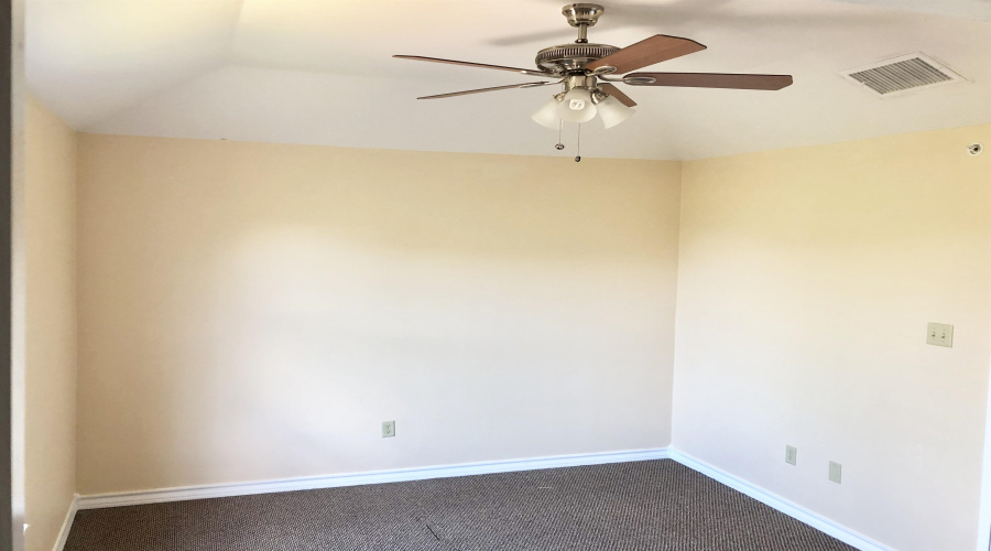 4246 Dorel Dr, Laredo, Texas 78043, 2 Bedrooms Bedrooms, 5 Rooms Rooms,2 BathroomsBathrooms,Residential,For Rent,4246 Dorel Dr,20262034