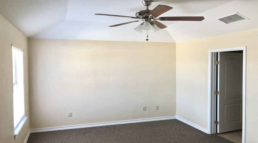 4246 Dorel Dr, Laredo, Texas 78043, 2 Bedrooms Bedrooms, 5 Rooms Rooms,2 BathroomsBathrooms,Residential,For Rent,4246 Dorel Dr,20262034