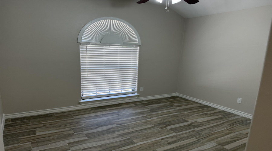 1513 Sweden Ln, Laredo, Texas 78045, 3 Bedrooms Bedrooms, 5 Rooms Rooms,2 BathroomsBathrooms,Residential,For Rent,1513 Sweden Ln,20262037