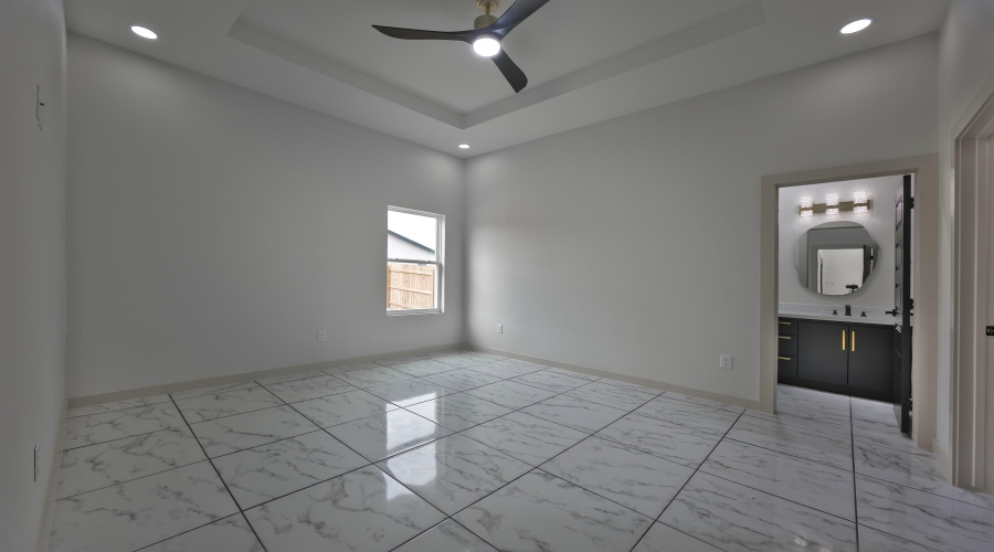 2914 Coventry Dr., LAREDO, Texas 78046, 3 Bedrooms Bedrooms, 5 Rooms Rooms,2 BathroomsBathrooms,Residential,For Sale,2914 Coventry Dr.,20262040