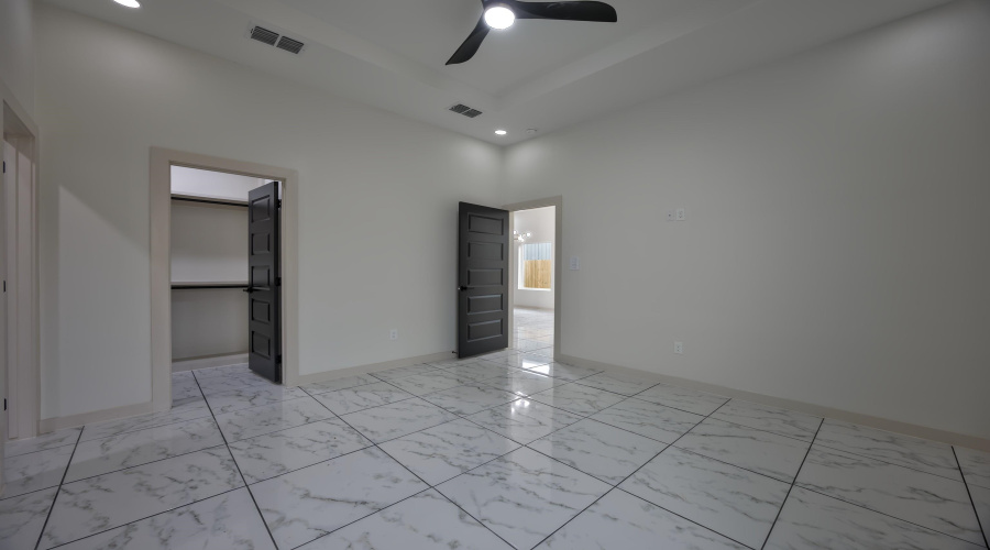 2914 Coventry Dr., LAREDO, Texas 78046, 3 Bedrooms Bedrooms, 5 Rooms Rooms,2 BathroomsBathrooms,Residential,For Sale,2914 Coventry Dr.,20262040
