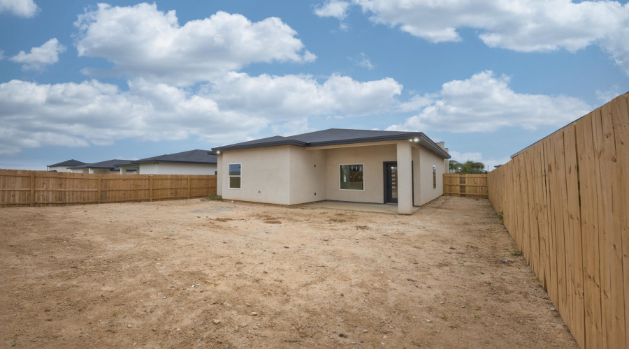 2914 Coventry Dr., LAREDO, Texas 78046, 3 Bedrooms Bedrooms, 5 Rooms Rooms,2 BathroomsBathrooms,Residential,For Sale,2914 Coventry Dr.,20262040