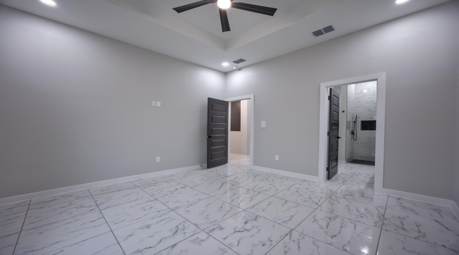 2918 Coventry Dr., LAREDO, Texas 78046, 3 Bedrooms Bedrooms, 5 Rooms Rooms,2 BathroomsBathrooms,Residential,For Sale,2918 Coventry Dr.,20262041