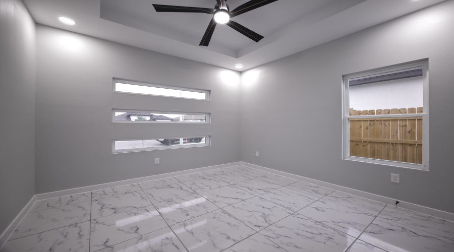2918 Coventry Dr., LAREDO, Texas 78046, 3 Bedrooms Bedrooms, 5 Rooms Rooms,2 BathroomsBathrooms,Residential,For Sale,2918 Coventry Dr.,20262041