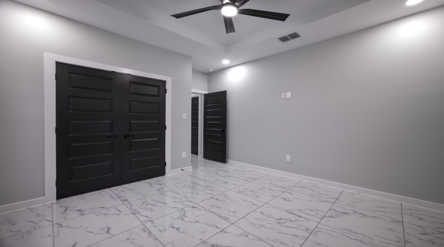 2918 Coventry Dr., LAREDO, Texas 78046, 3 Bedrooms Bedrooms, 5 Rooms Rooms,2 BathroomsBathrooms,Residential,For Sale,2918 Coventry Dr.,20262041