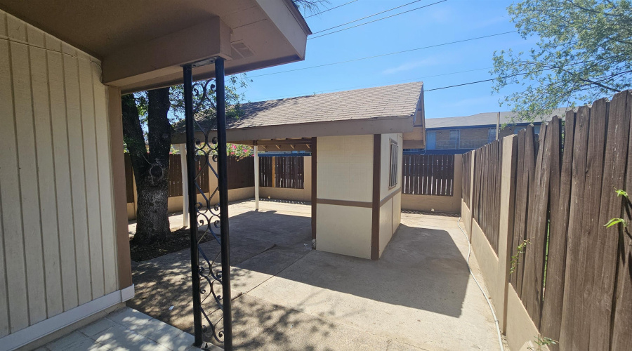 5308 Cypress Dr, laredo, Texas 78041, 3 Bedrooms Bedrooms, 7 Rooms Rooms,2 BathroomsBathrooms,Residential,For Sale,5308 Cypress Dr,20262044
