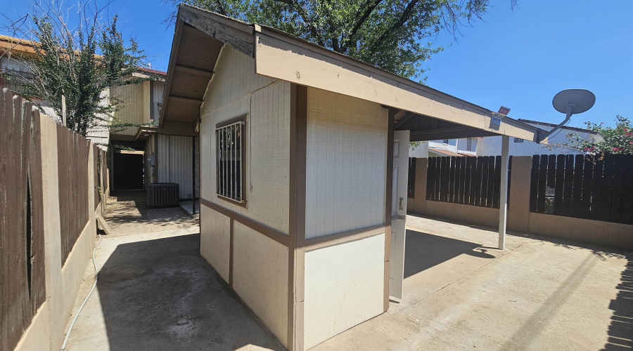 5308 Cypress Dr, laredo, Texas 78041, 3 Bedrooms Bedrooms, 7 Rooms Rooms,2 BathroomsBathrooms,Residential,For Sale,5308 Cypress Dr,20262044