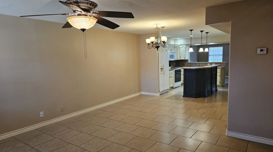 5308 Cypress Dr, laredo, Texas 78041, 3 Bedrooms Bedrooms, 7 Rooms Rooms,2 BathroomsBathrooms,Residential,For Sale,5308 Cypress Dr,20262044